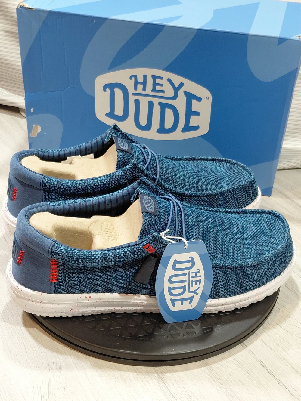 NWT Hey Dude Men's Wally Stretch Sox Slip-On Loafers in Teal Blue Red Accent M12